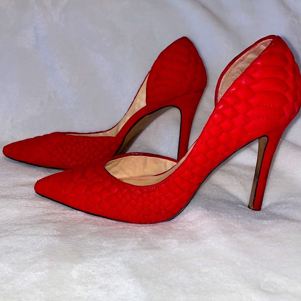 Red Jessica Simpson heels